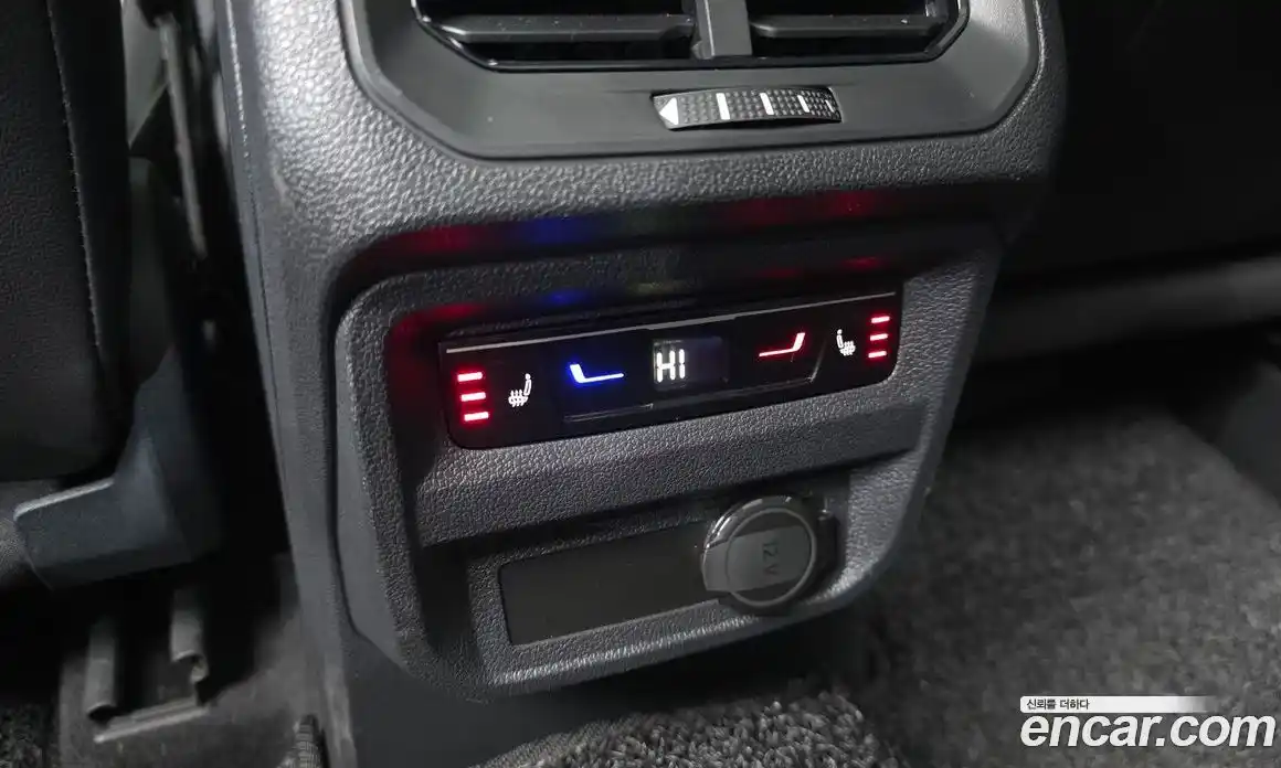 Volkswagen Tiguan 2023 2.0 Автомат в Москве № 168475, фото 18