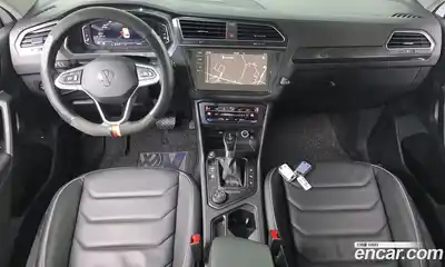 Volkswagen Tiguan 2023 2.0 Автомат в Москве № 168475, миниатюра 7