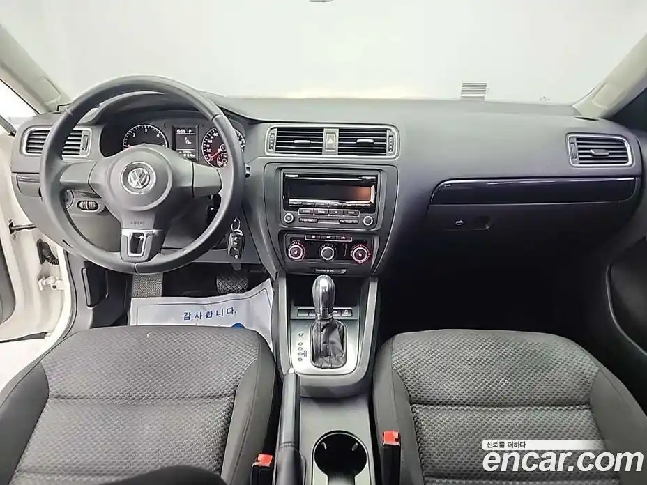 Volkswagen Jetta 2014 1.6 Автомат в Москве № 168926, фото 7