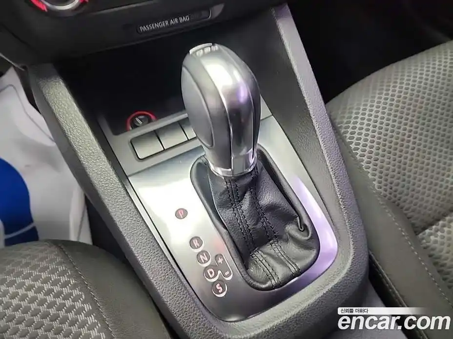 Volkswagen Jetta 2014 1.6 Автомат в Москве № 168926, фото 8