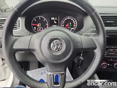 Volkswagen Jetta 2014 1.6 Автомат в Москве № 168926, миниатюра 9