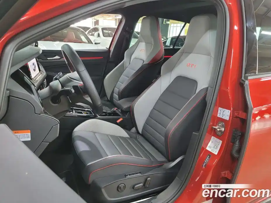 Volkswagen Golf 2023 2.0 Автомат в Москве № 169121, фото 15