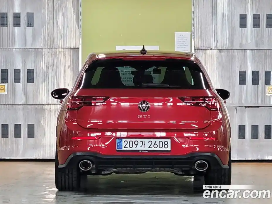 Volkswagen Golf 2023 2.0 Автомат в Москве № 169121, фото 3