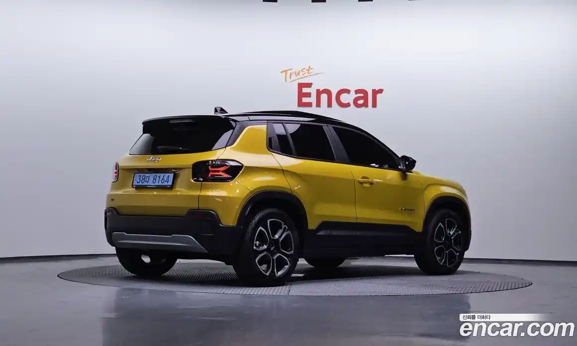 Jeep Avenger 2024 0.1 Автомат в Москве № 169362, фото 16