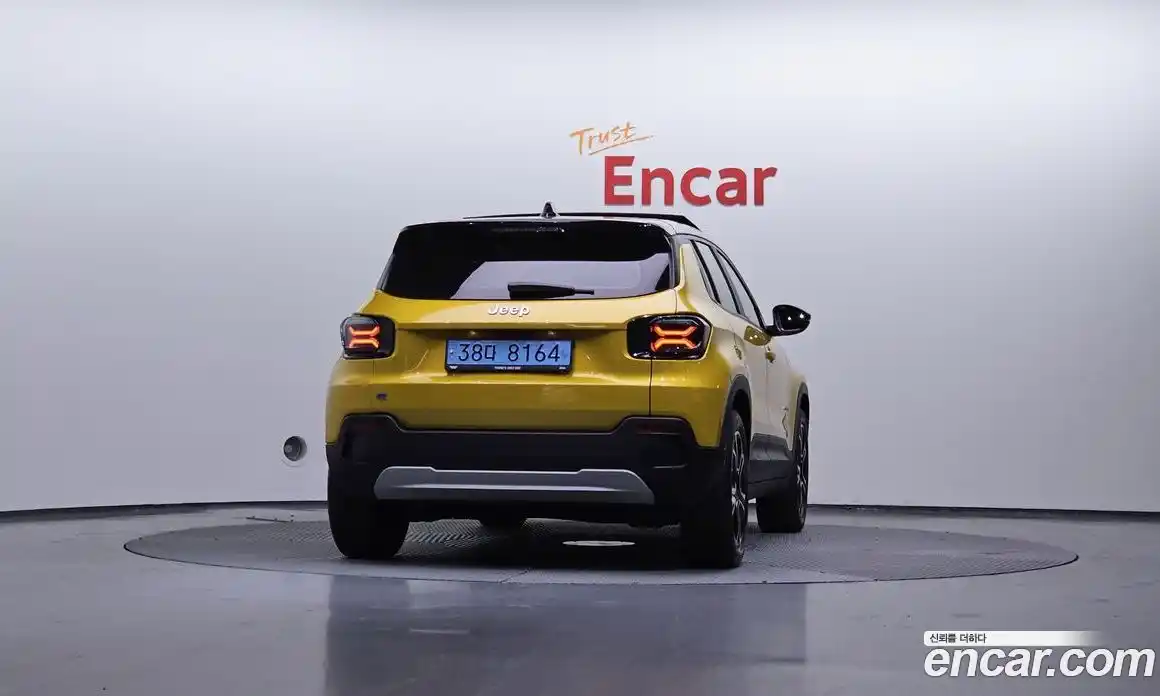 Jeep Avenger 2024 0.1 Автомат в Москве № 169362, фото 6