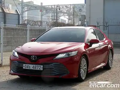 Toyota Camry 2018 2.5 Автомат в Москве № 170346, миниатюра 2