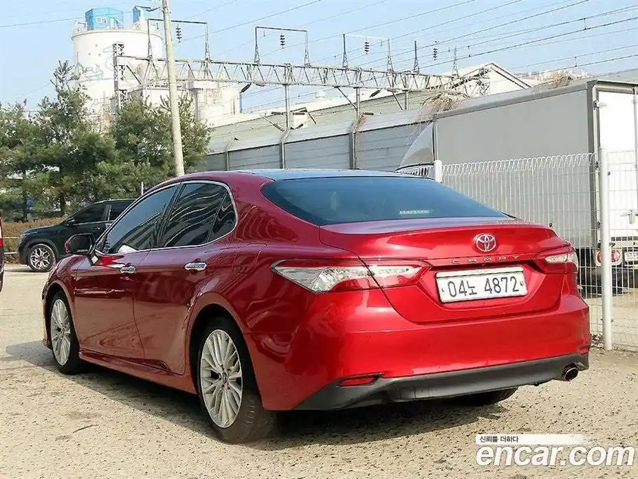 Toyota Camry 2018 2.5 Автомат в Москве № 170346, фото 3