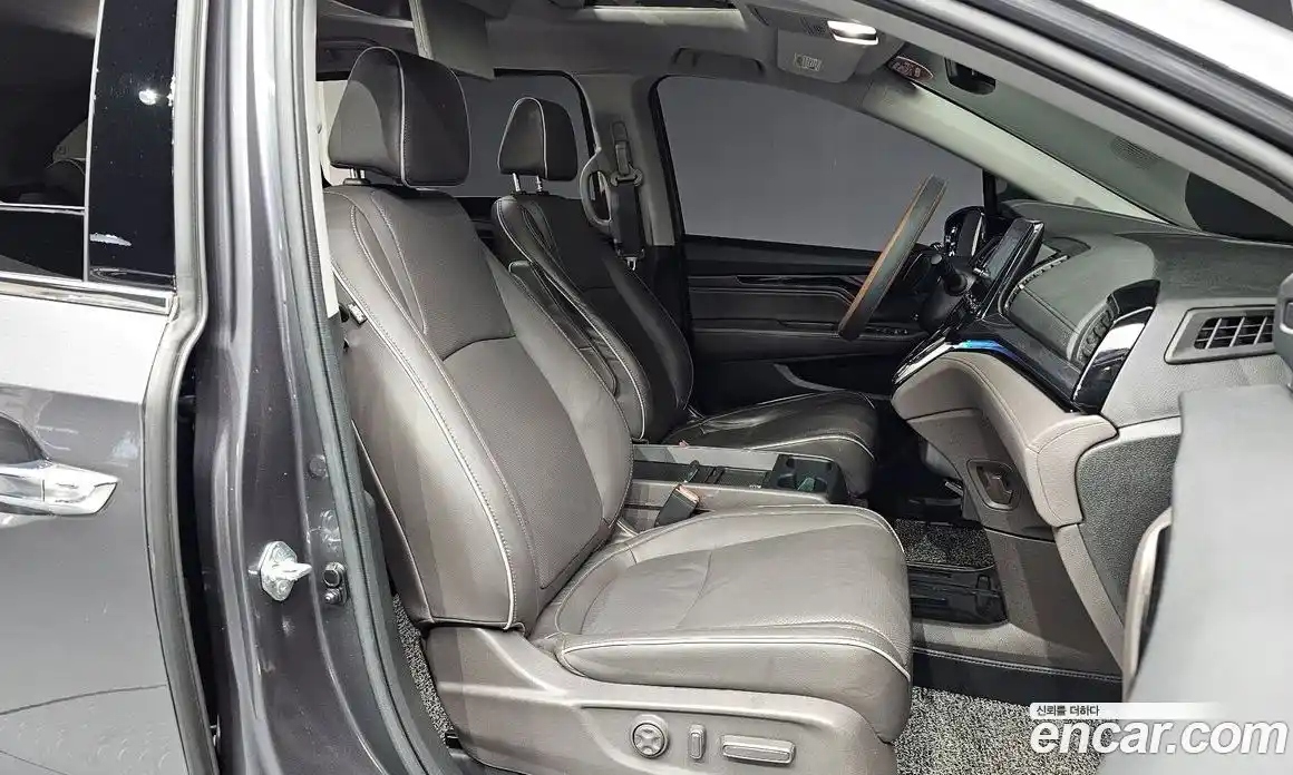 Honda Odyssey 2021 3.5 Автомат в Москве № 170489, фото 4