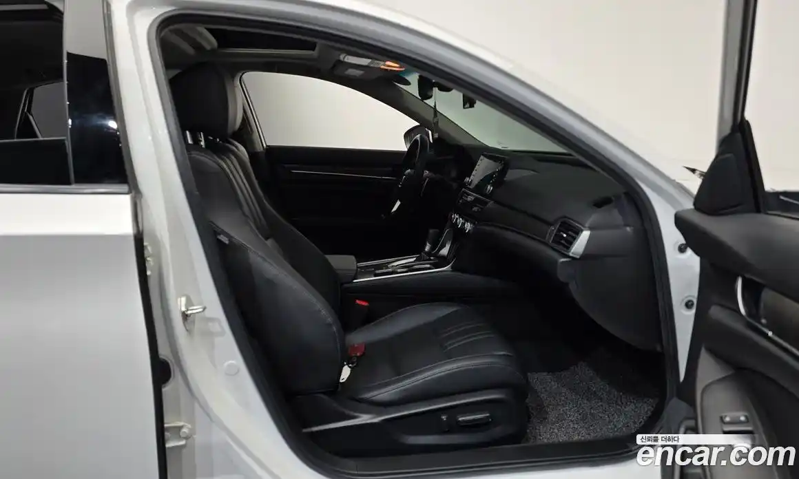 Honda Accord 2021 1.5 Автомат в Москве № 170504, фото 20