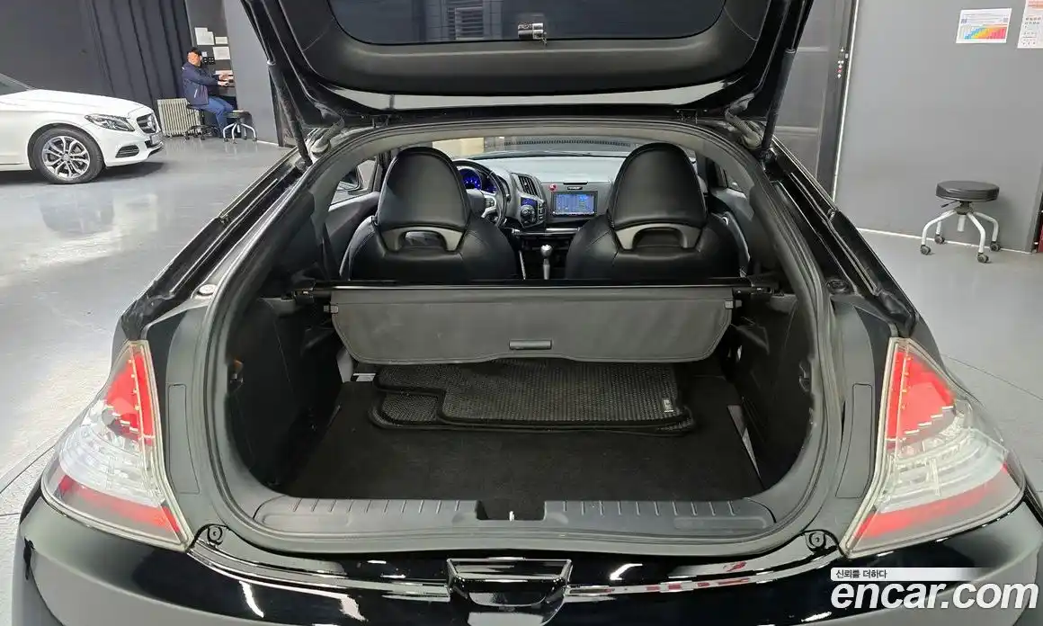 Honda CR-Z 2012 1.5 Автомат в Москве № 170577, фото 7