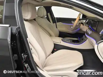 Mercedes-Benz CLS-Class 2023 3.0 Автомат в Москве № 178344, миниатюра 11