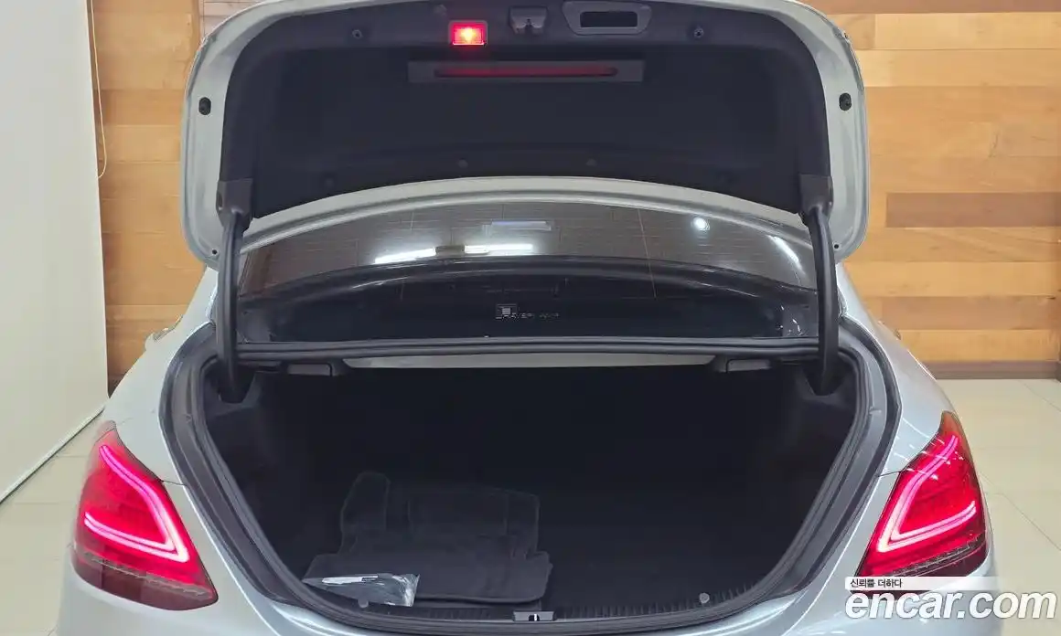 Mercedes-Benz C-Class 2020 2.0 Автомат в Москве № 178637, фото 19