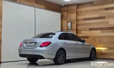 Mercedes-Benz C-Class 2020 2.0 Автомат в Москве № 178637, миниатюра 2