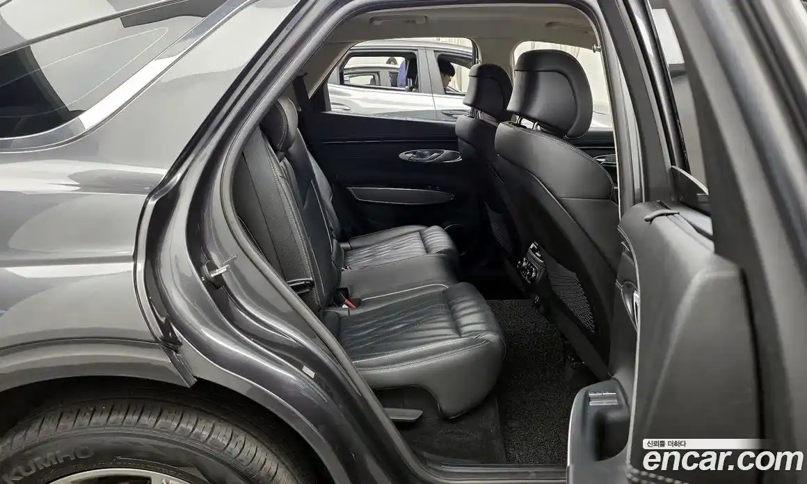 Genesis GV70 2021 2.2 Автомат в Москве № 179301, фото 12