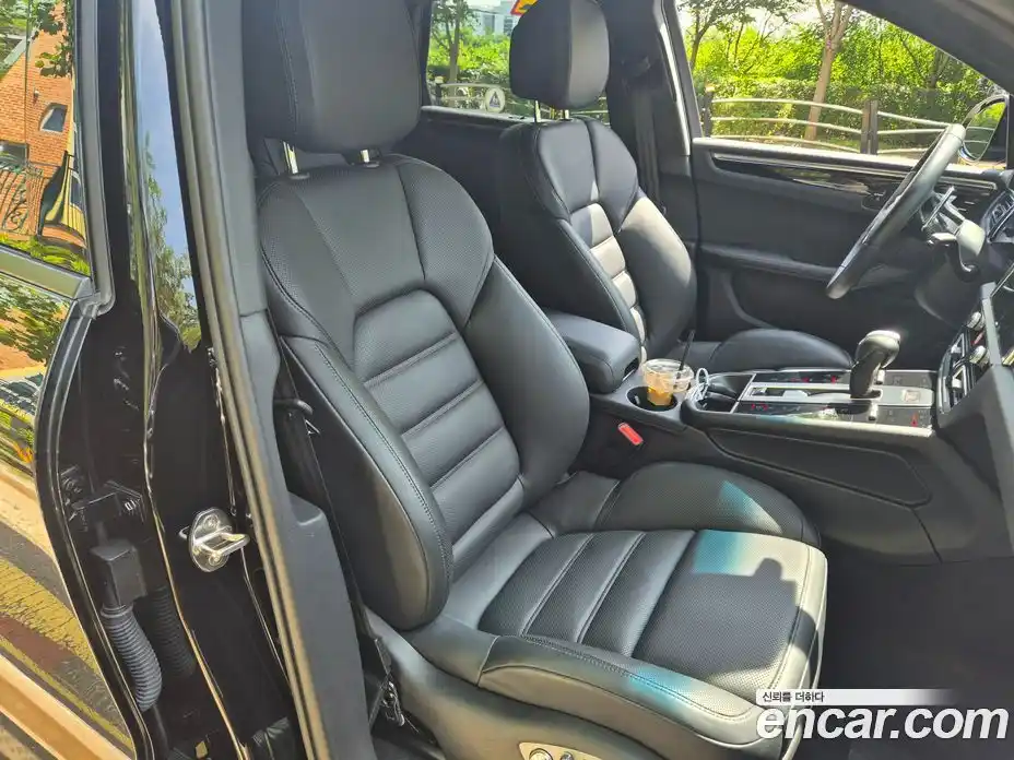 Porsche Macan 2024 2.0 Автомат в Москве № 179681, фото 14