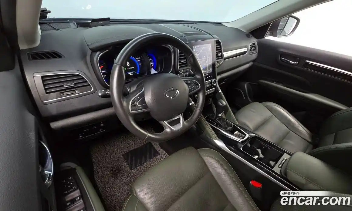 Renault QM6 2024 2.0 Автомат в Москве № 179947, фото 3