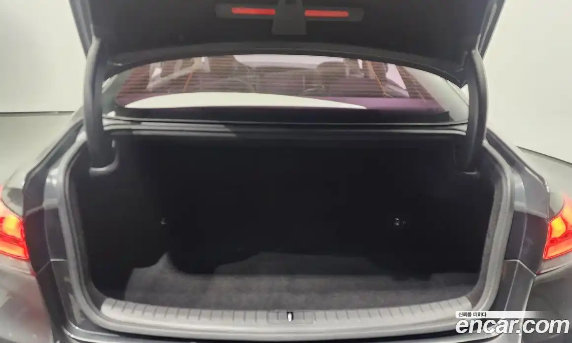 Genesis G80 2017 3.3 Автомат в Москве № 18334, фото 20