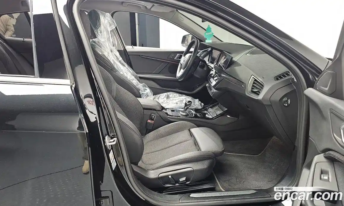 BMW 1-Series 2024 2.0 Автомат в Москве № 187396, фото 11