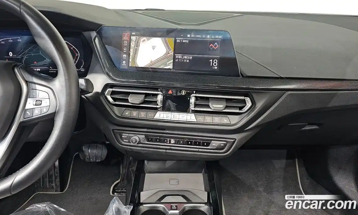 BMW 1-Series 2024 2.0 Автомат в Москве № 187396, фото 14