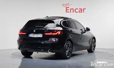 BMW 1-Series 2024 2.0 Автомат в Москве № 187396, миниатюра 2