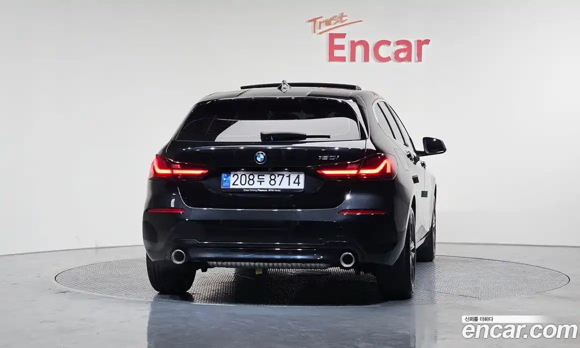 BMW 1-Series 2024 2.0 Автомат в Москве № 187396, фото 4