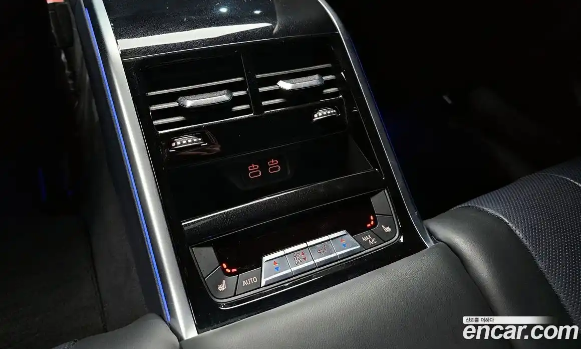 BMW 8-Series 2024 4.4 Автомат в Москве № 187884, фото 12