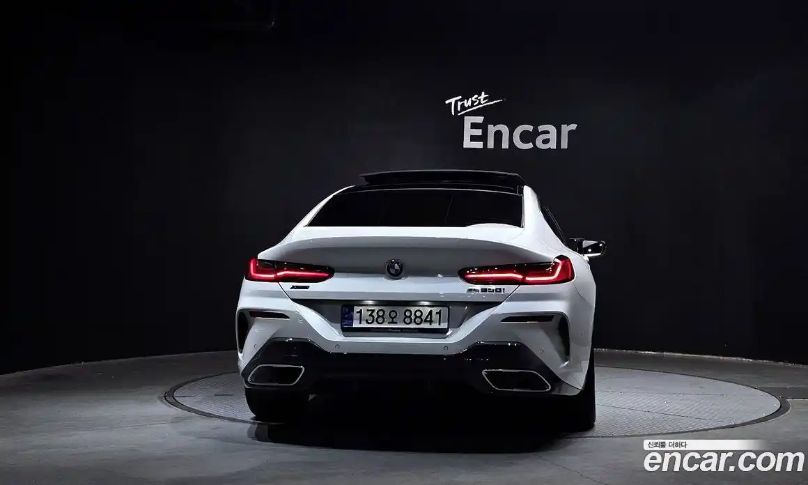 BMW 8-Series 2024 4.4 Автомат в Москве № 187884, фото 10