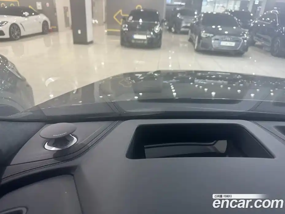 Audi SQ7 2026 4.0 Автомат в Москве № 188906, фото 13