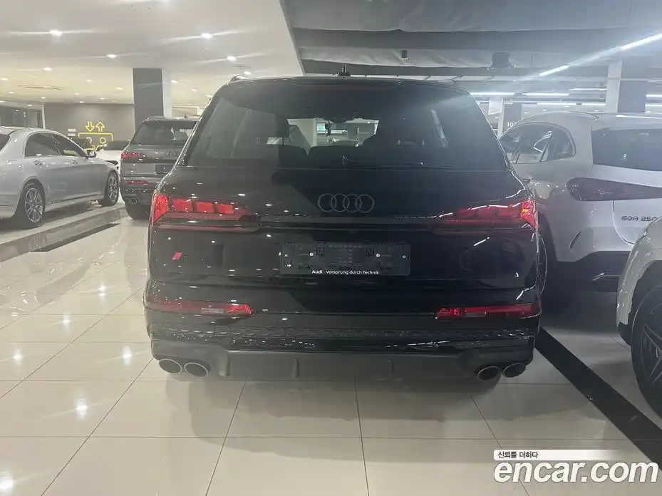 Audi SQ7 2026 4.0 Автомат в Москве № 188906, фото 4
