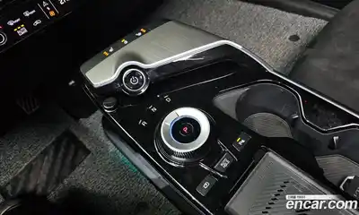 Kia EV6 2023 0.1 Автомат в Москве № 18892, миниатюра 11