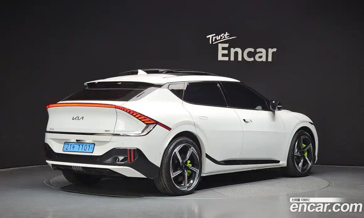 Kia EV6 2023 0.1 Автомат в Москве № 18892, фото 17