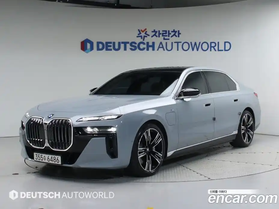 BMW 7-Series 2023 3.0 Автомат в Москве № 189131, фото 1