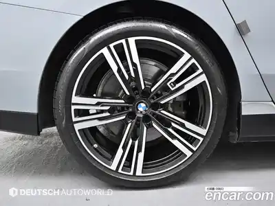 BMW 7-Series 2023 3.0 Автомат в Москве № 189131, миниатюра 5