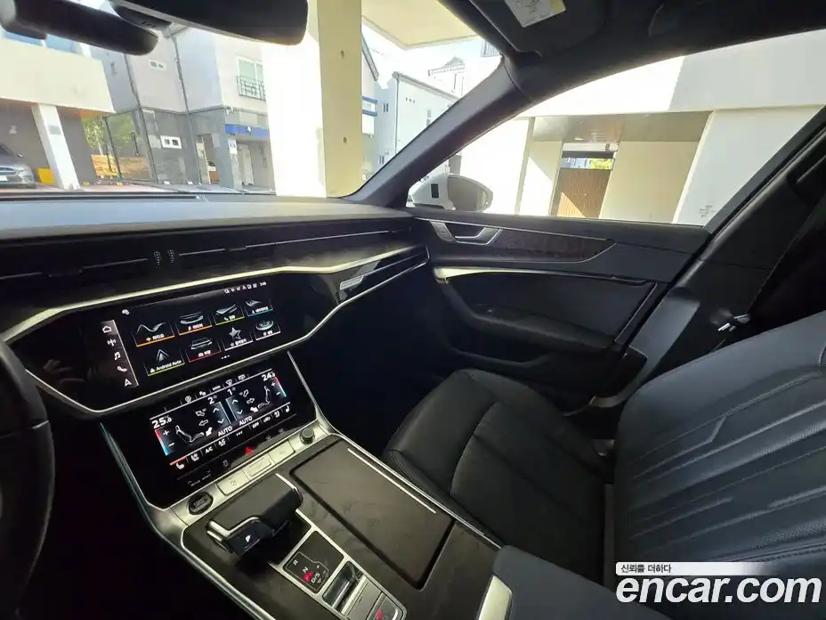 Audi A6 2023 2.0 Автомат в Москве № 189853, фото 12