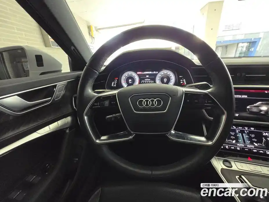 Audi A6 2023 2.0 Автомат в Москве № 189853, фото 14