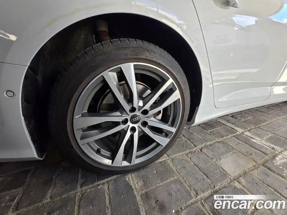 Audi A6 2023 2.0 Автомат в Москве № 189853, фото 20