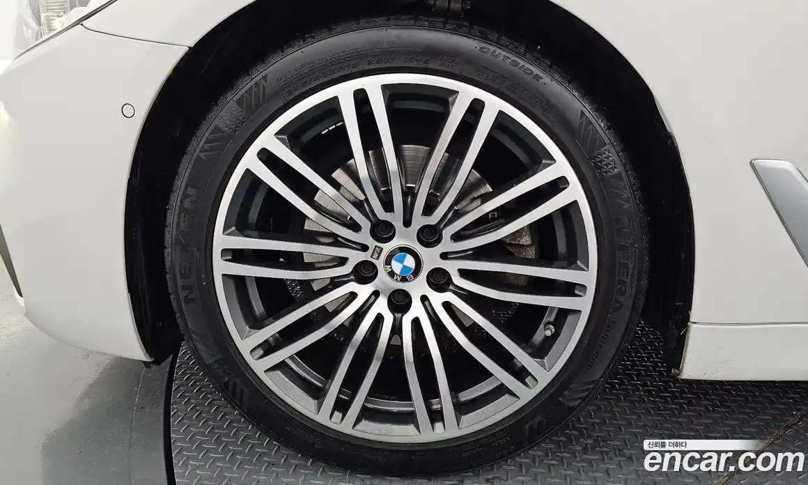 BMW 5-Series 2020 2.0 Автомат в Москве № 193016, фото 15