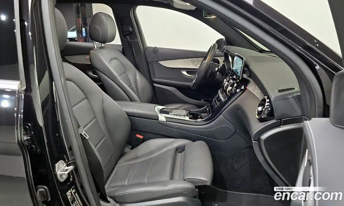 Mercedes-Benz GLC-Class 2021 1.9 Автомат в Москве № 194180, фото 12