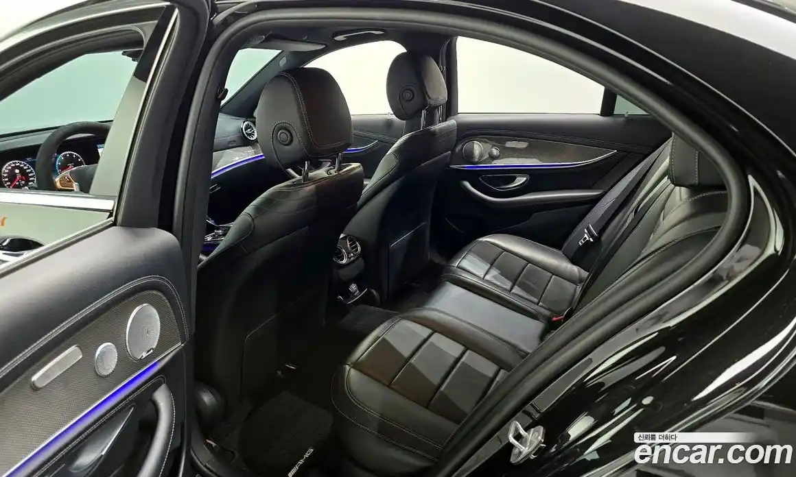 Mercedes-Benz E-Class 2018 2.0 Автомат в Москве № 194867, фото 15