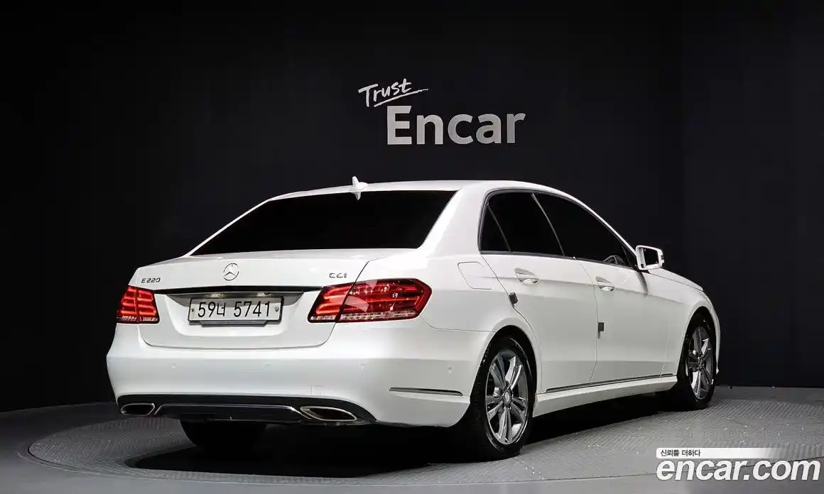 Mercedes-Benz E-Class 2014 2.1 Автомат в Москве № 195505, фото 19