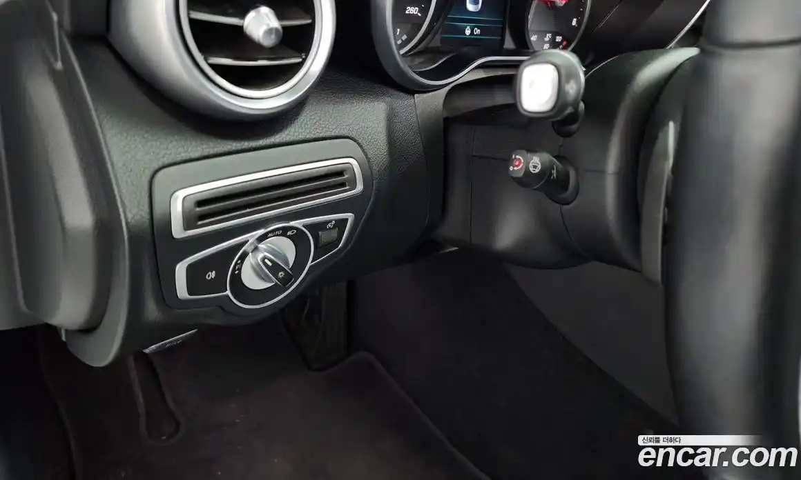 Mercedes-Benz C-Class 2019 1.9 Автомат в Москве № 195623, фото 12