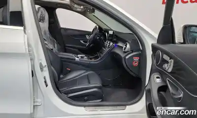 Mercedes-Benz C-Class 2019 1.9 Автомат в Москве № 195623, миниатюра 3