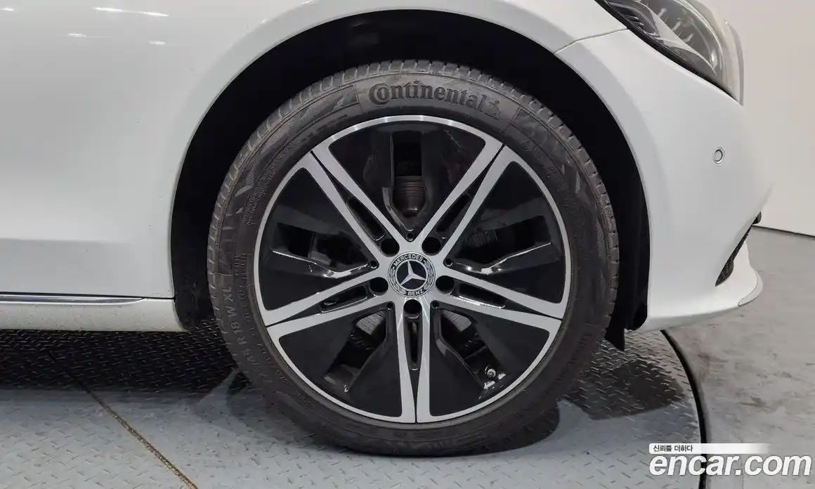 Mercedes-Benz C-Class 2019 1.9 Автомат в Москве № 195623, фото 6