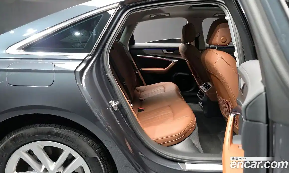 Audi A6 2023 2.0 Автомат в Москве № 196082, фото 6