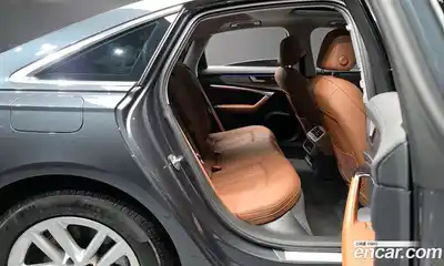 Audi A6 2023 2.0 Автомат в Москве № 196082, миниатюра 6