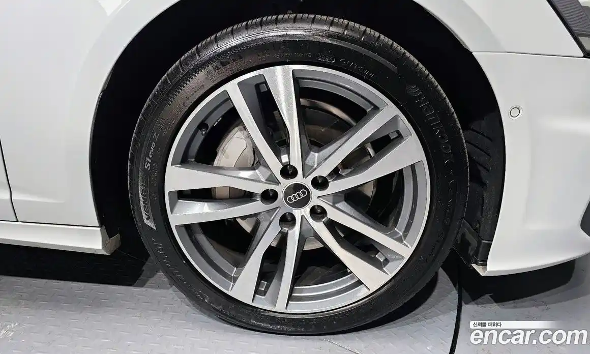 Audi A6 2023 2.0 Автомат в Москве № 196156, фото 16