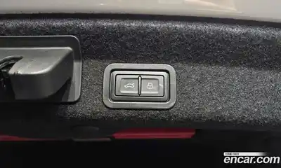 Audi A6 2023 2.0 Автомат в Москве № 196156, миниатюра 7