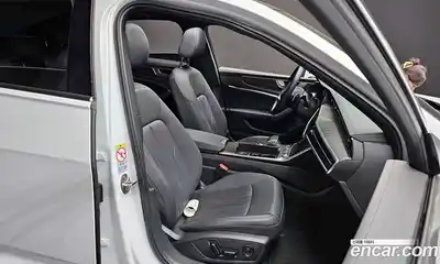 Audi A6 2023 2.0 Автомат в Москве № 196156, миниатюра 10