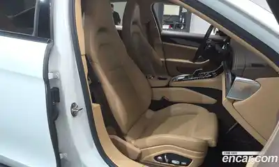 Porsche Panamera 2019 3.0 Автомат в Москве № 197668, миниатюра 4