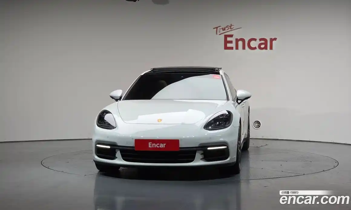 Porsche Panamera 2019 3.0 Автомат в Москве № 197668, фото 7